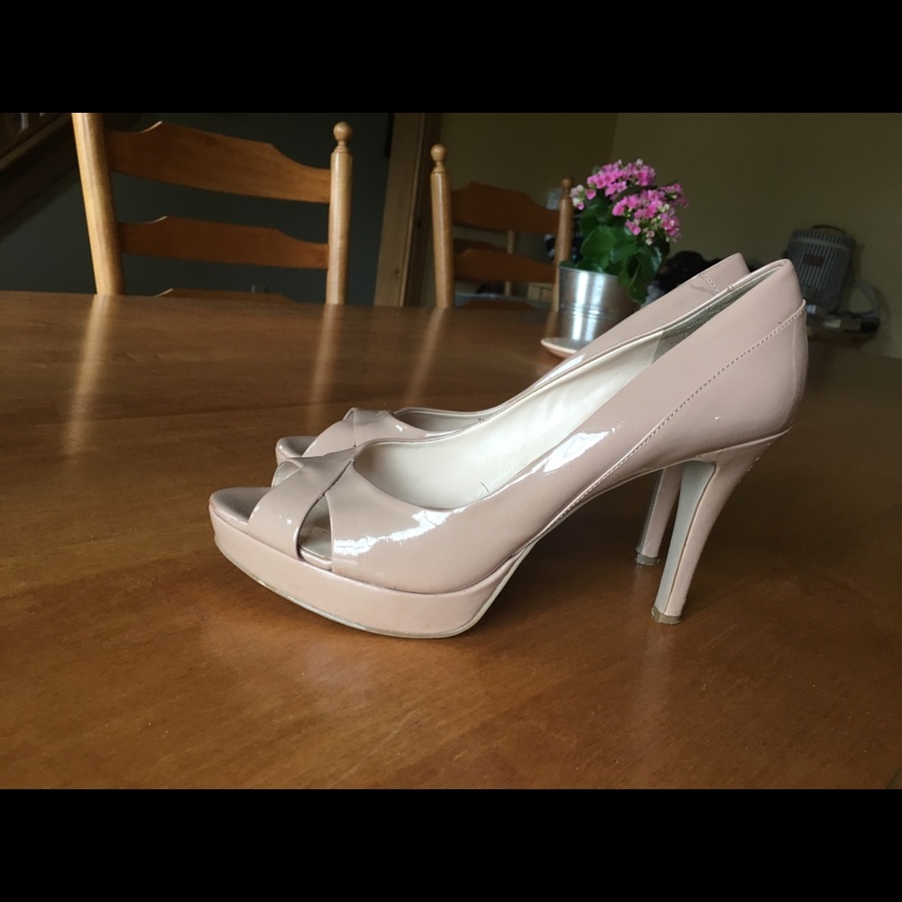 Nine West size 9 heels